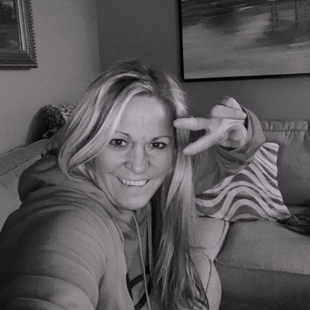 Meet your Posher, Connie